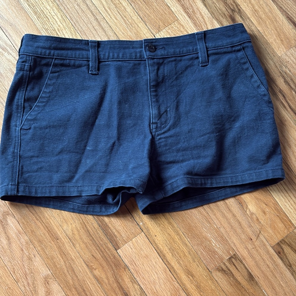 American Giant shorts - made in US - size 28 - EUC - ships free!
